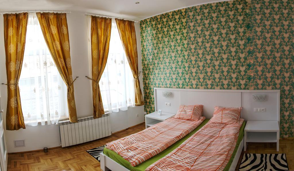 Sibiu Residence Стая снимка